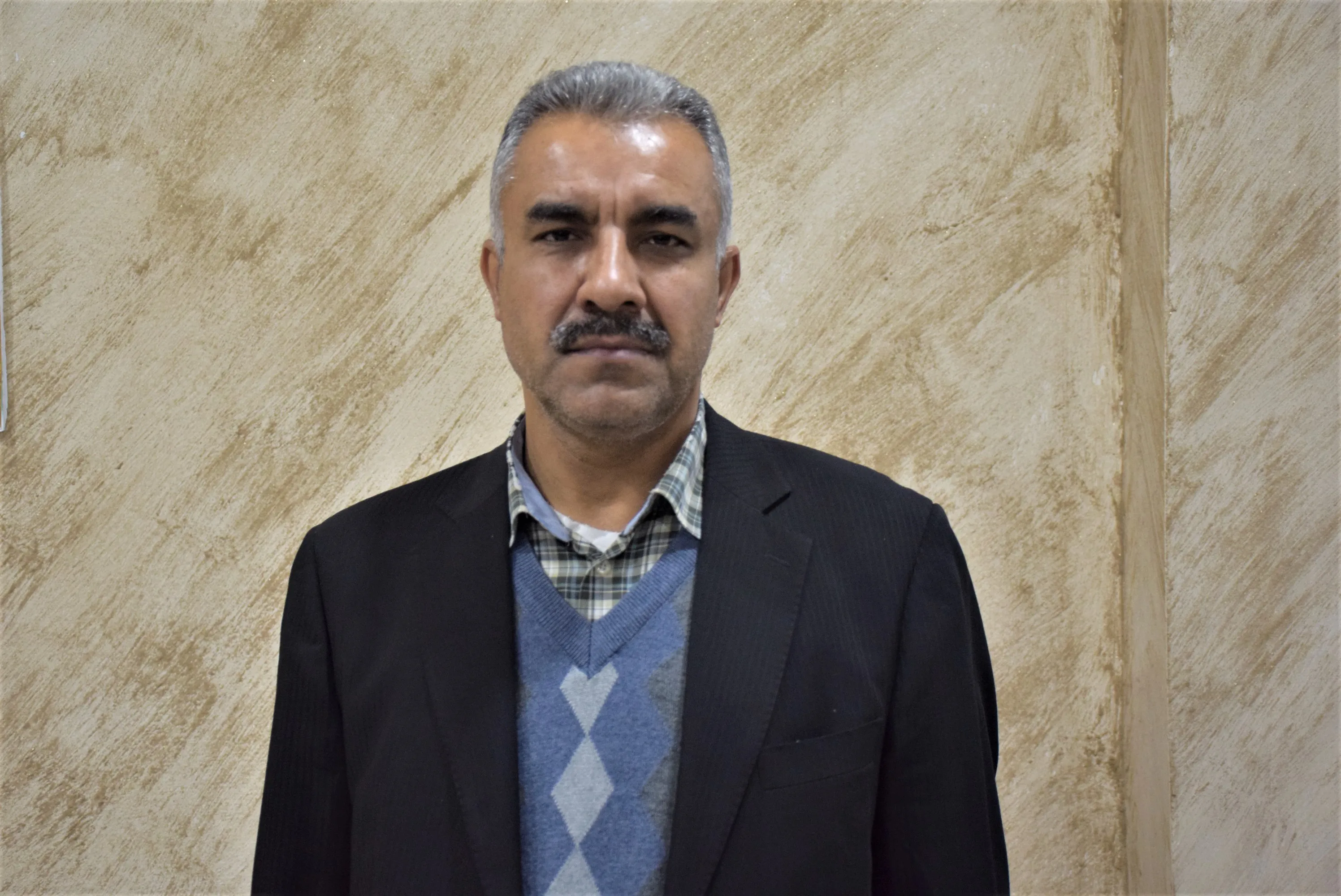 /ar/uploads/files/2021/03/22/204809_lqman-abdallh.webp