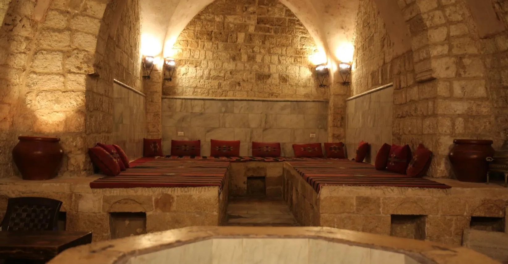 "حمام السمرة" .. رحلة في تاريخ فلسطين