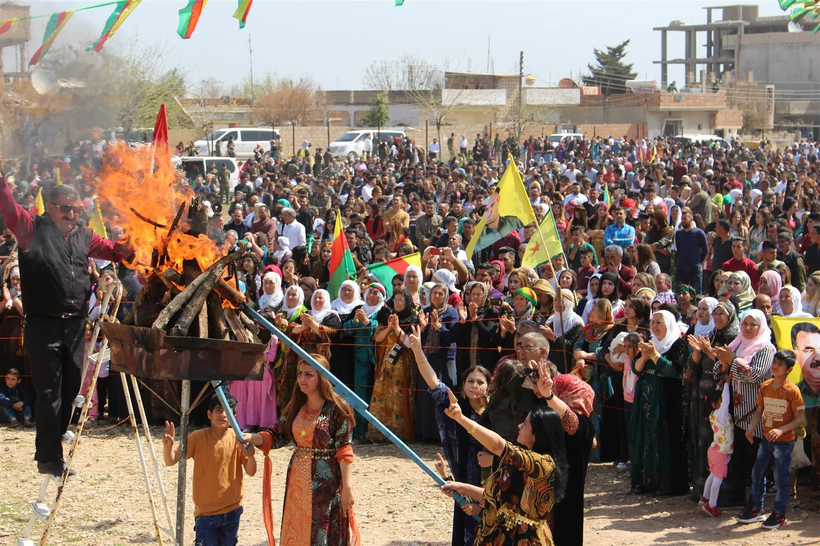 شعلة النوروز توقد في شمال سوريا