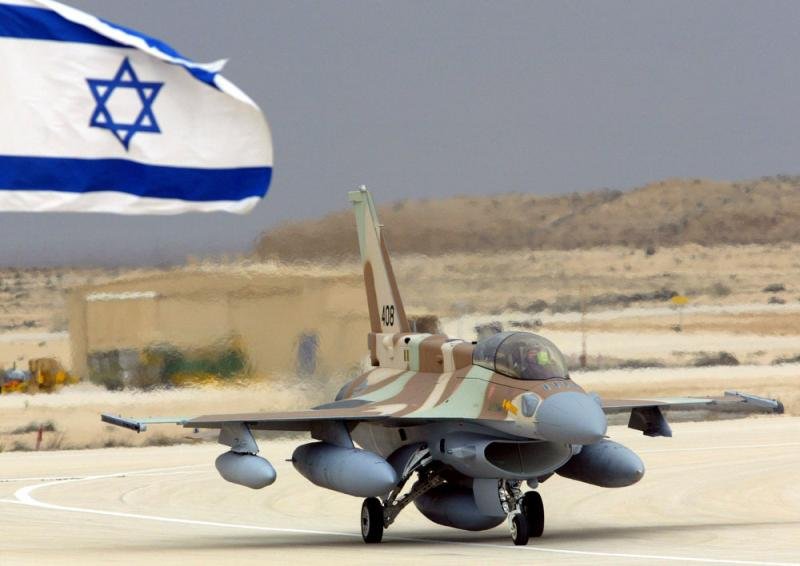 الطيران الإسرائيلي يقصف موقعاً في رفح