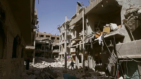 دوما منطقة "مصالحة" ومرتزقة جيش الإسلام إلى دفاع وطني