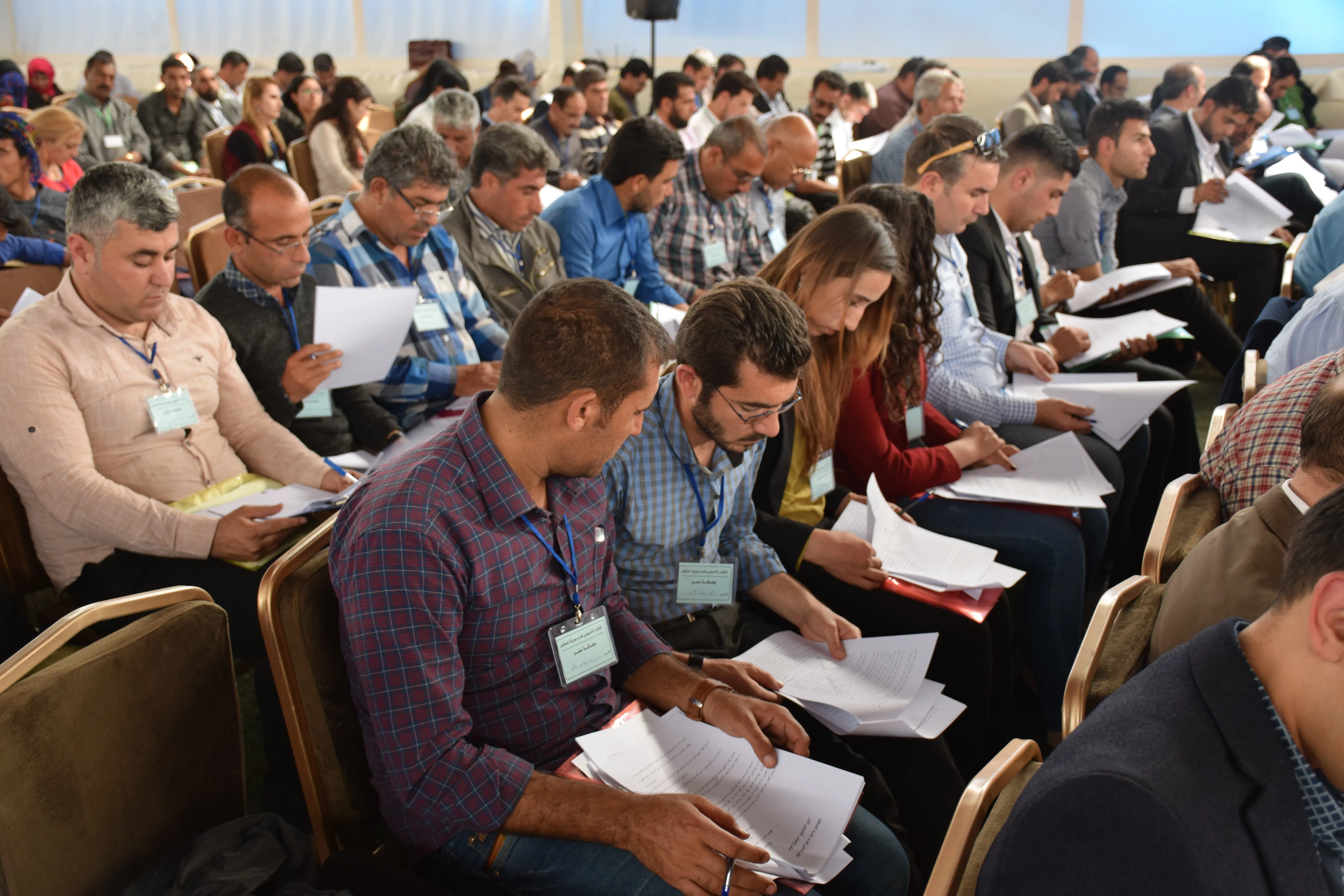المؤتمر التأسيسي في الرقة يستمر مغلقاً لمناقشة برنامج الحزب