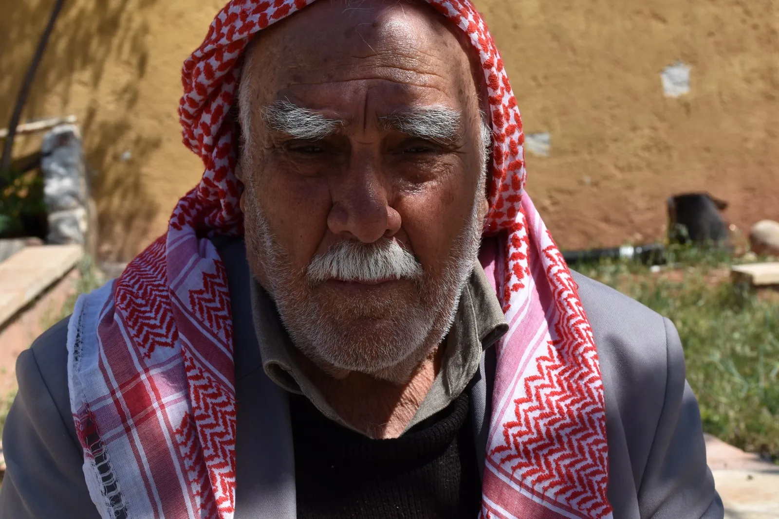علويو وإيزيديو عفرين متذمرين من انتهاكات المرتزقة بحقهم
