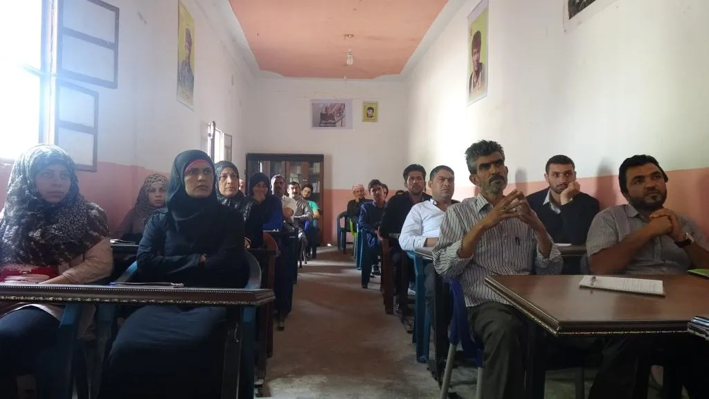 20 يوماً للتعرف على مفهوم الكومين