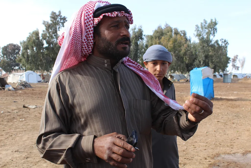 النازحون في الطويحينة يسمعون جعجعة ولا يرون طحيناً