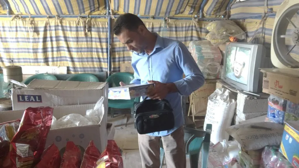 حفاظاً على الصحة العامة لجنة التموين تكثف دوريتها في مخيم عين عيسى