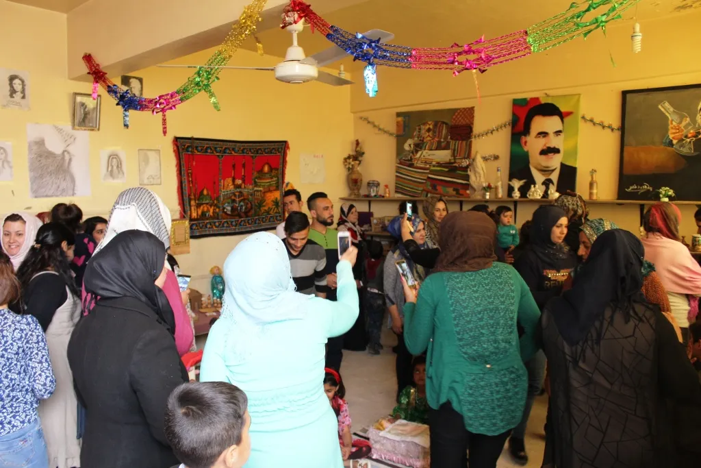 فعالية فنية للطلبة في قامشلو