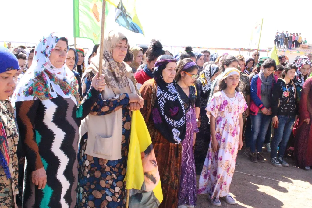 احتفالية بقرية المرأة "JIN WAR"  بمناسبة ميلاد أوجلان