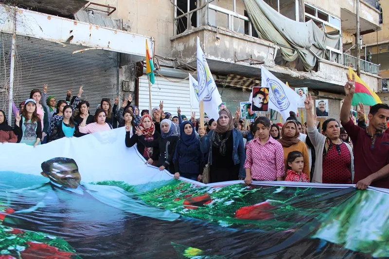 تظاهرة في حلب تنديداً باستمرار العزلة المفروضة على أوجلان