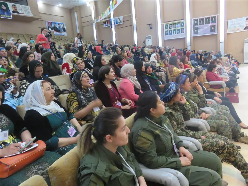 تشكل جمعية عشتار أهم نتائج الكونفرانس الأول لزوجات الشهداء في شمال سوريا