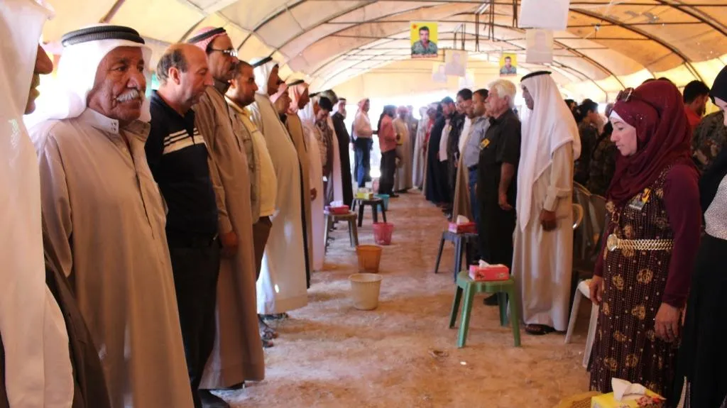 أهالي تل حميس قدموا واجب العزاء لذوي الشهيد قومي العبدالله
