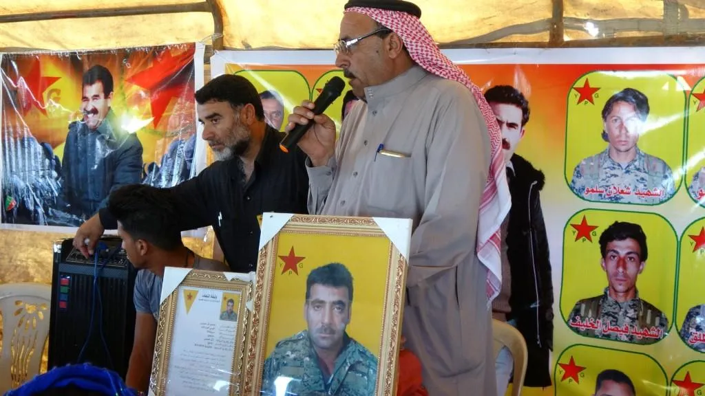 أهالي تل حميس قدموا واجب العزاء لذوي الشهيد قومي العبدالله