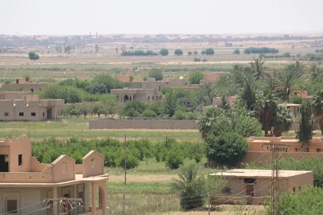 الفرق الهندسية تنظف قرية باغوز من ألغام داعش