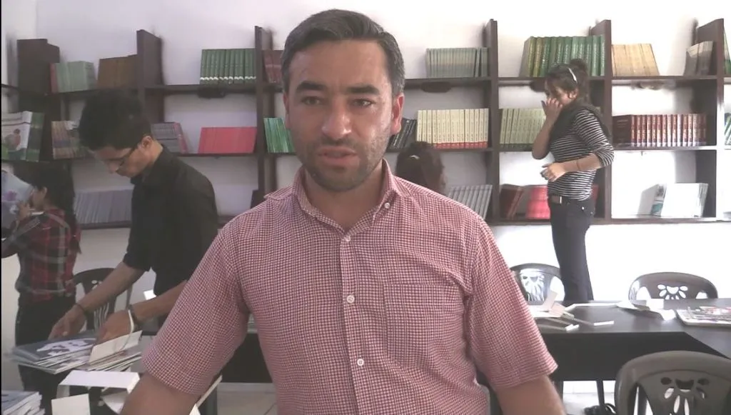 الرقة.. العثور على 41 كتاب فكري وثقافي دفنوا خوفاً من سلطات البعث