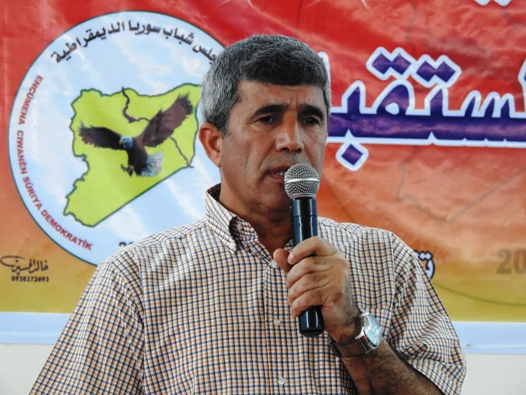 انعقاد الاجتماع التحضيري الأول لتشكيل مجلس شباب الرقة وريفها