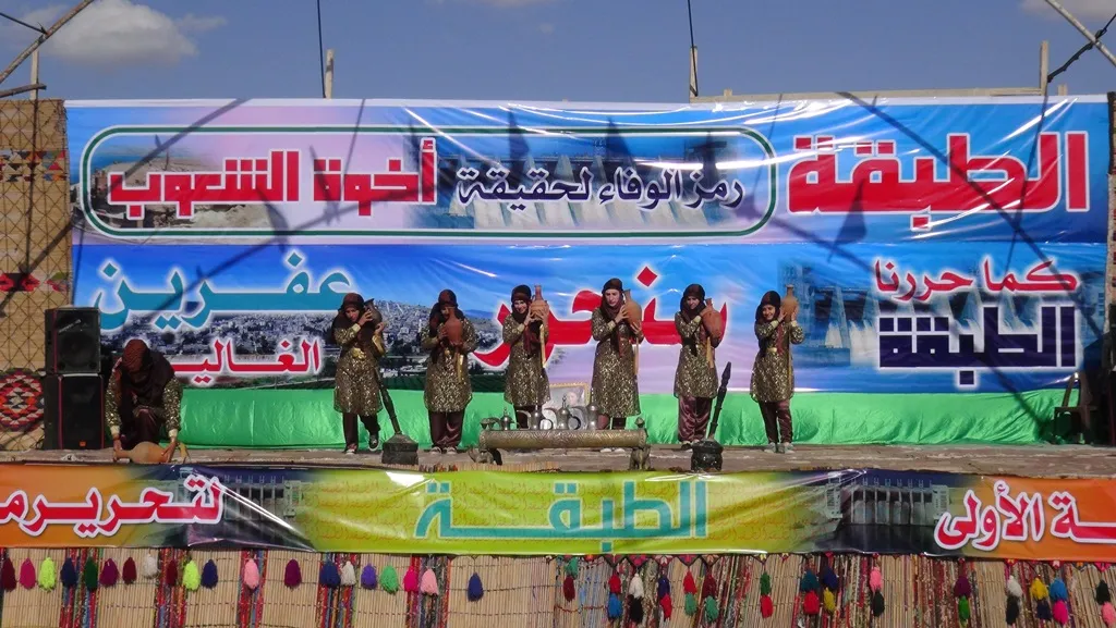 عروض فنية تعكس التنوع الثقافي للطبقة تسدل الستار على احتفالية التحرير