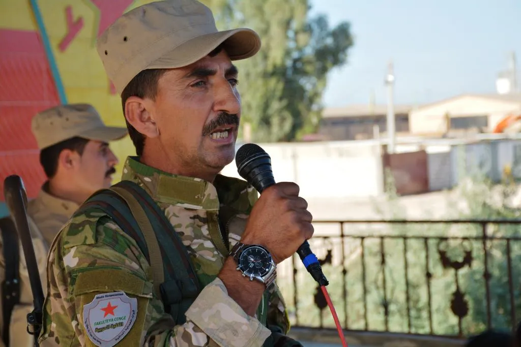 أهالي قامشلو يشيعون الشهيد إيفان محمد إلى مثواه الأخير