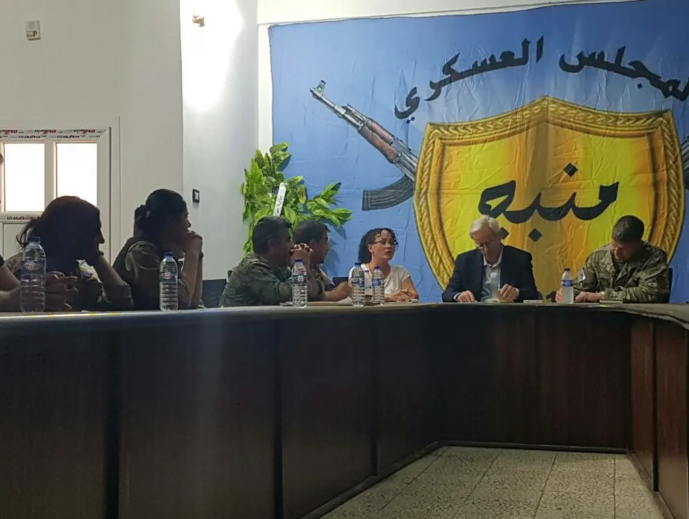 وفد التحالف الدولي يؤكد مجدداً الاستمرار في التعاون