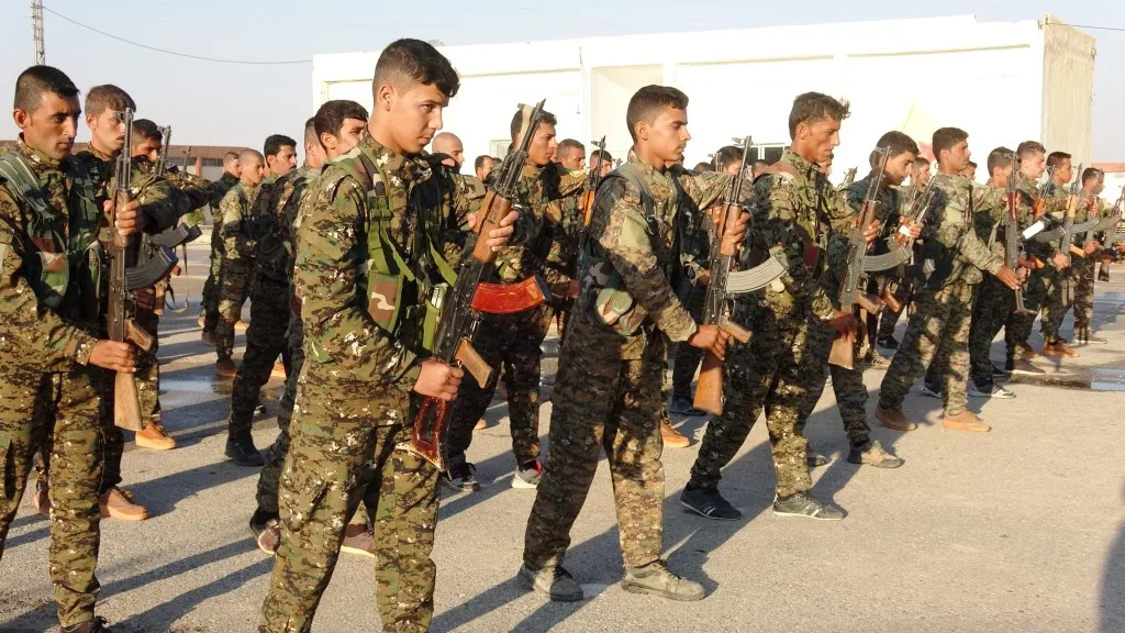 ق س د تفتتح دورات تدريبية لتخريج القادة والقناصة