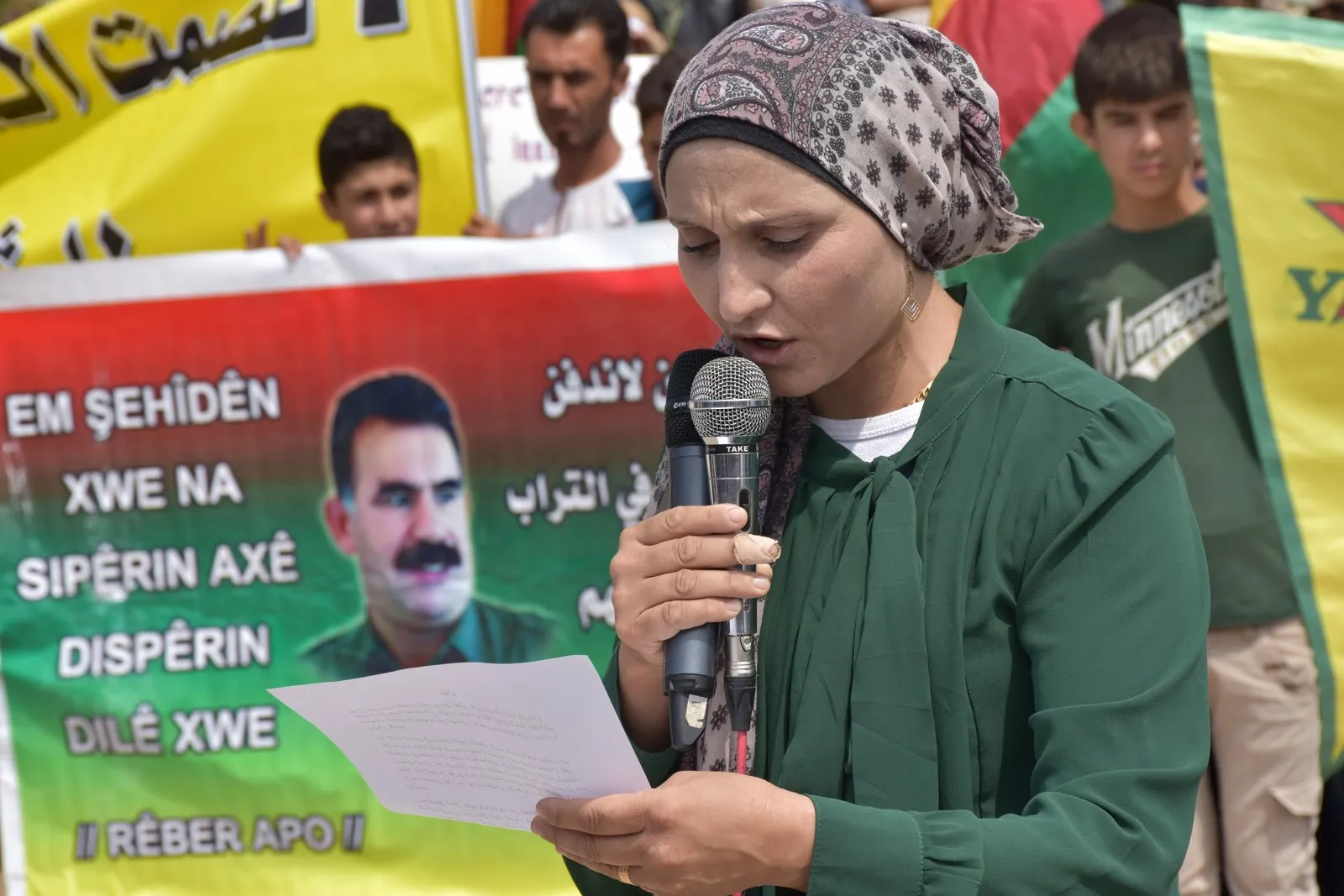 مهجرو عفرين يتساءلون عن جدوى الهيئات العالمية وينددون بالعدوان
