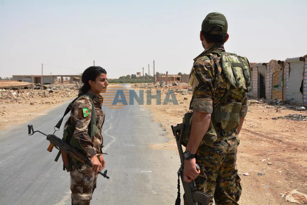 مراسلا وكالتنا يدخلان بلدة الدشيشة بعد تحريرها