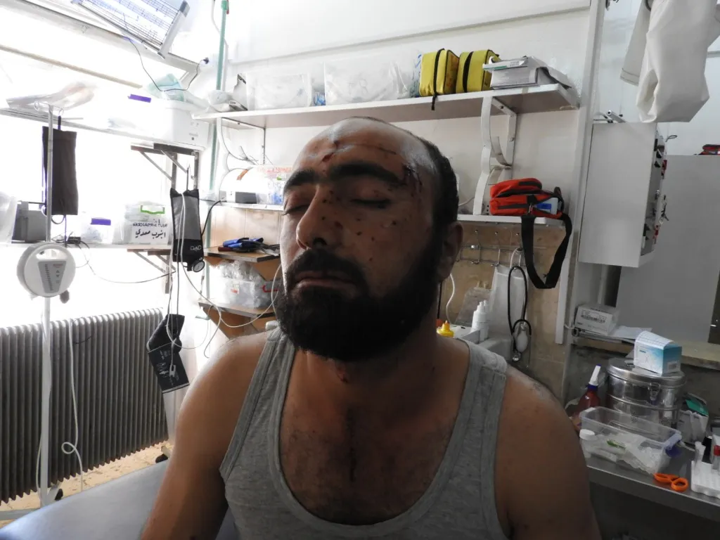 لغم من مخلفات داعش يودي بحياة طبيب وجرح عامل كهرباء
