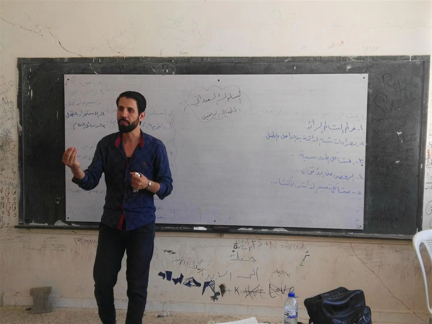 خطوة جديدة لتطوير التعليم.. مناهج الإدارة الذاتية تدخل جميع المراحل التعليمية