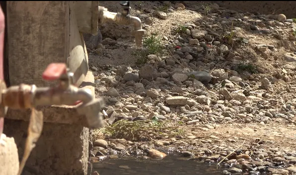 بعد غيابها لسنوات عن عين عيسى.. المياه تعود لمجاريها