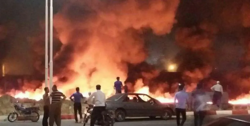 حادث سير في سنه يودي بحياة 27 شخصاً