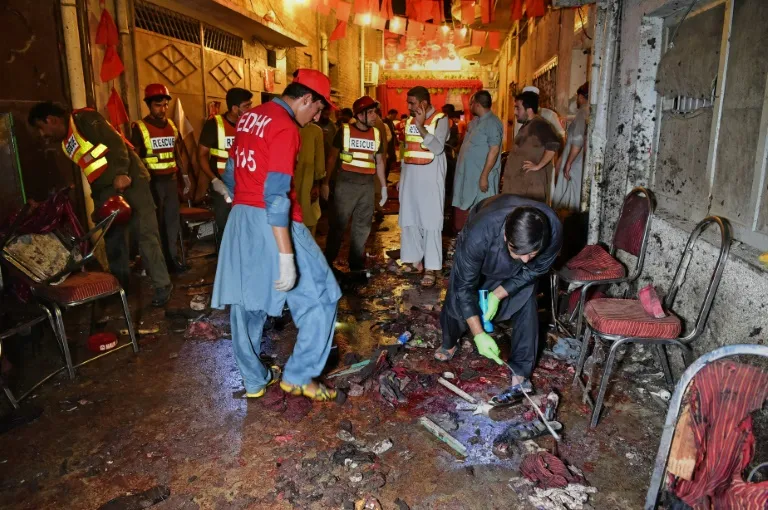 مقتل 20 شخصاً بتفجير في باكستان