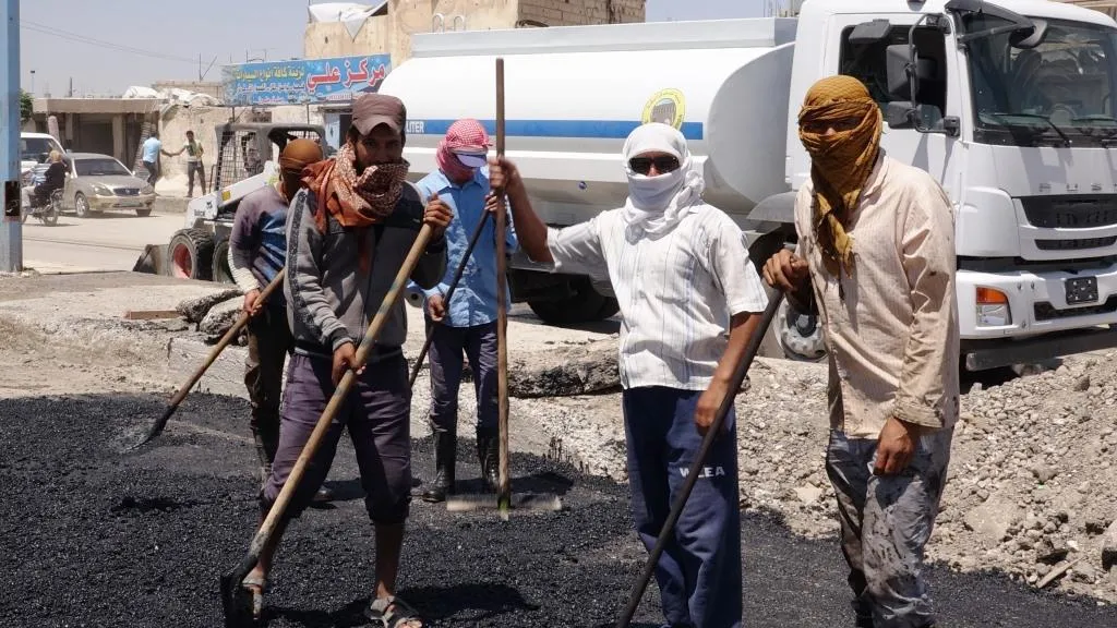 تأهيل طريق الساجة وجسر الصوامع ضمن الرقة