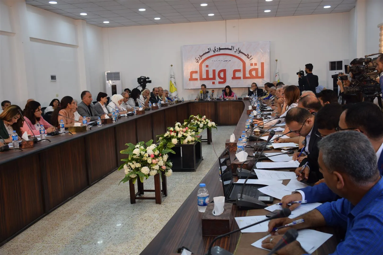الملتقى السوري يتعمق في أسباب الأزمة السورية