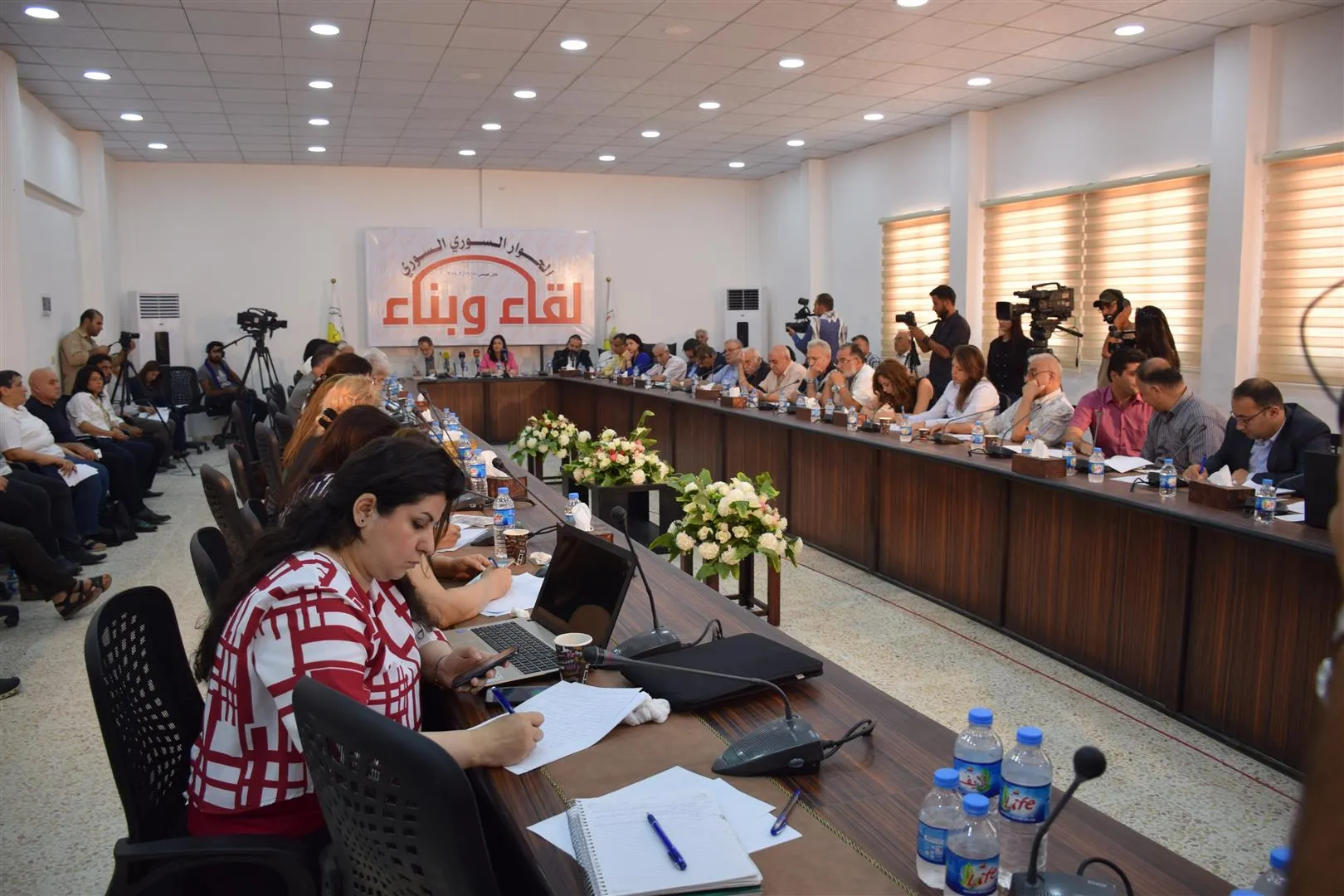 الملتقى السوري يتعمق في أسباب الأزمة السورية