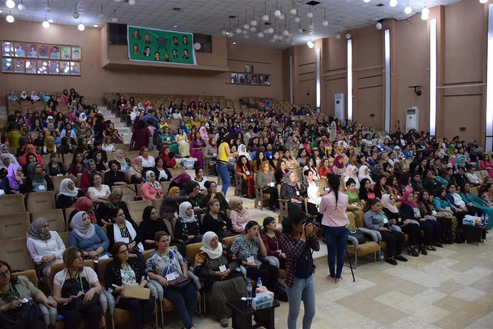 مؤتمر منظمة المرأة في  PYD: تجربتنا تجربة فريدة وحقيقة وعلى النساء الاقتداء بنهج الشهداء