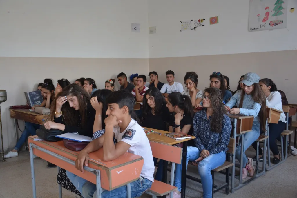 دورات صيفية في كوباني لتحسين مستوى الطلاب