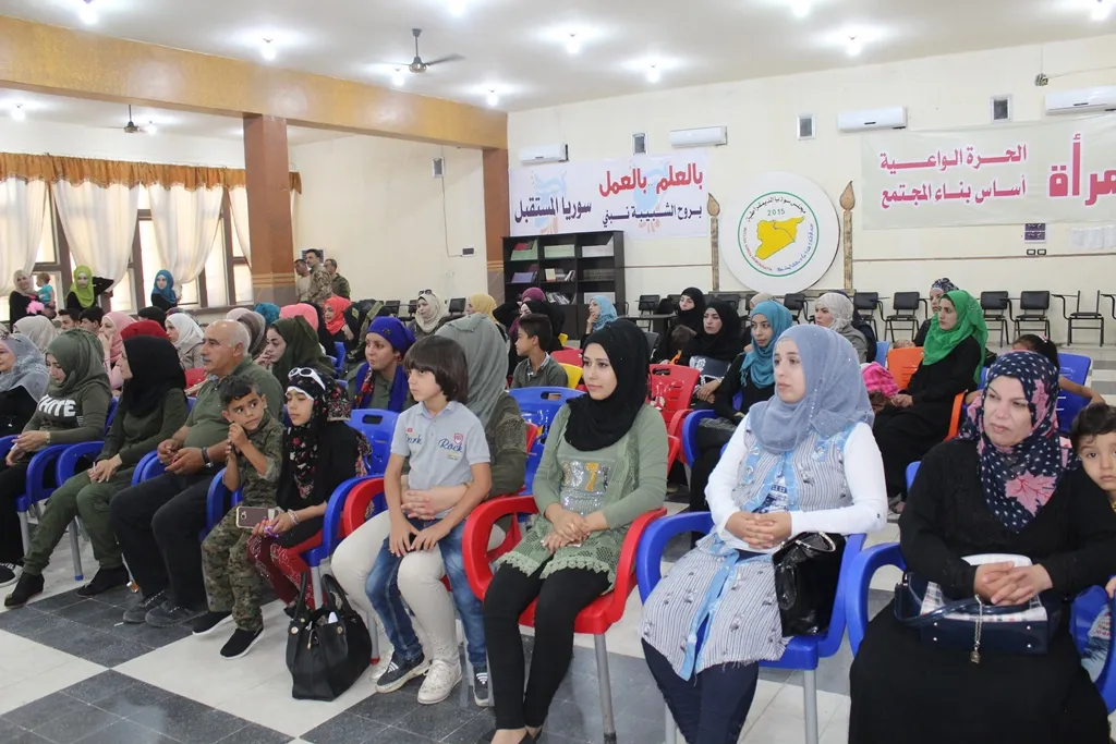 أكاديمية المرأة في الطبقة تخرج دورتها الرابعة