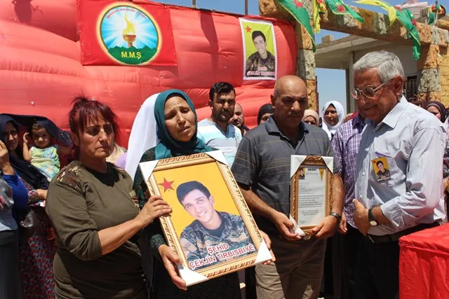 "لسنا من عشاق الدماء.. ولكن سنضحي بها لنحرر أرضنا"