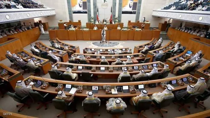 محكمة كويتية تقضي بسجن نواب في مجلس الأمة