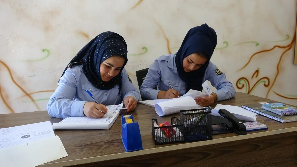 مركز المرور يبدأ بتسجيل السيارات في ناحية عين عيسى