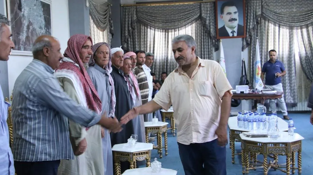 عشيرتان تتصالحان في كوباني بعد جهود بذلتها الإدارة الذاتية