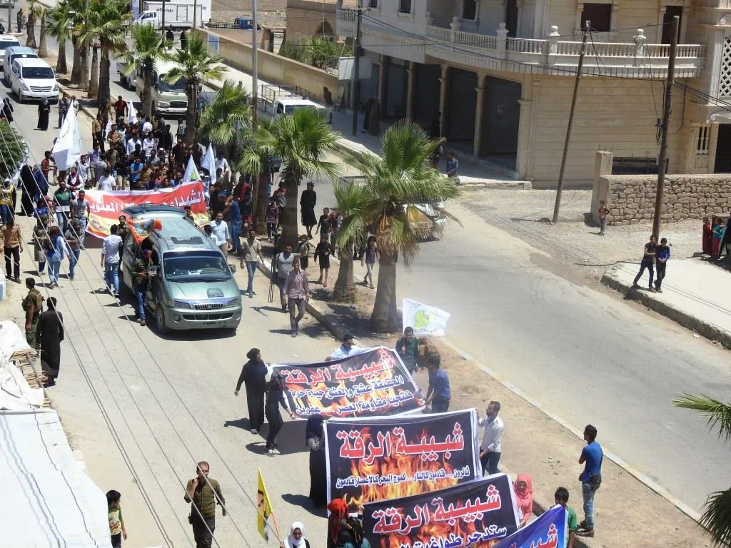 ’شبيبة الرقة ستعمل على دحر الاتراك ومرتزقتها من عفرين‘