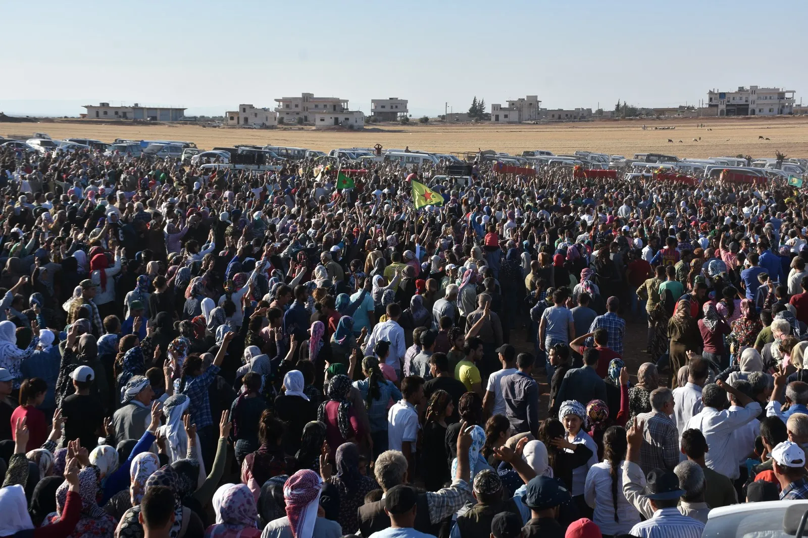 جثامين 5 من شهداء مقاومة العصر وريت الثرى في احرص