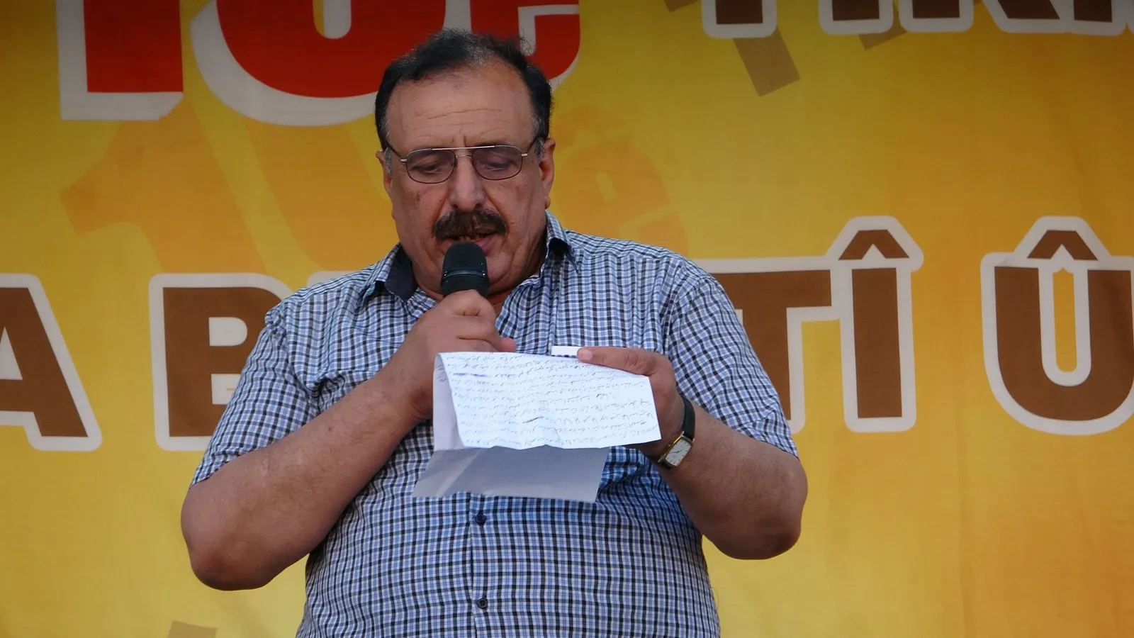 الآلاف في قامشلو يحتفلون بذكرى ثورة 19 تموز