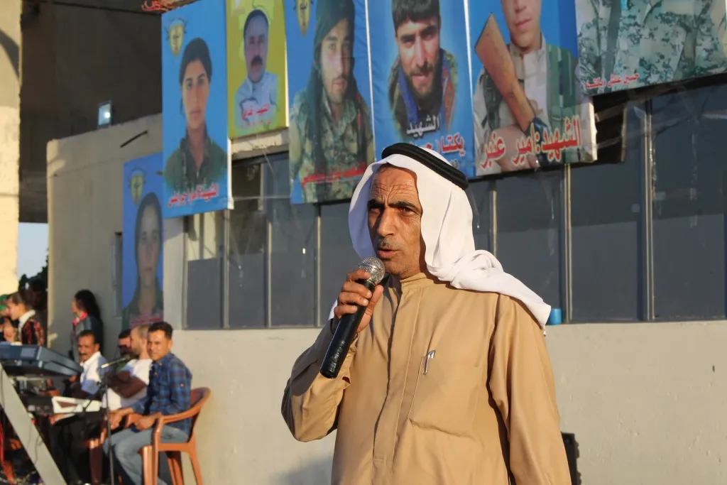 مجلس منبج العسكري ينظم عرضاً عسكرياً واحتفالية بمناسبة ذكرى التحرير