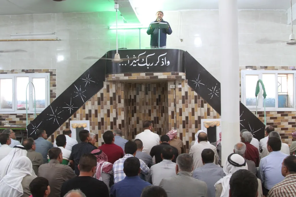أكدوا على مواصلة درب الشهداء من خلال زيارة مزاراتهم صبيحة العيد
