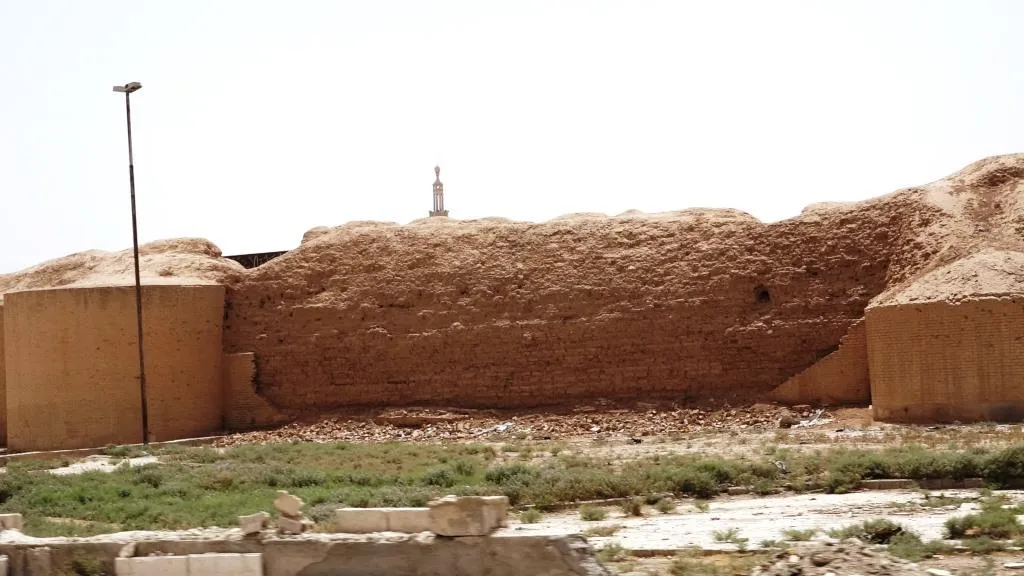 سور الرشيد الأثري ضحية إرهاب داعش