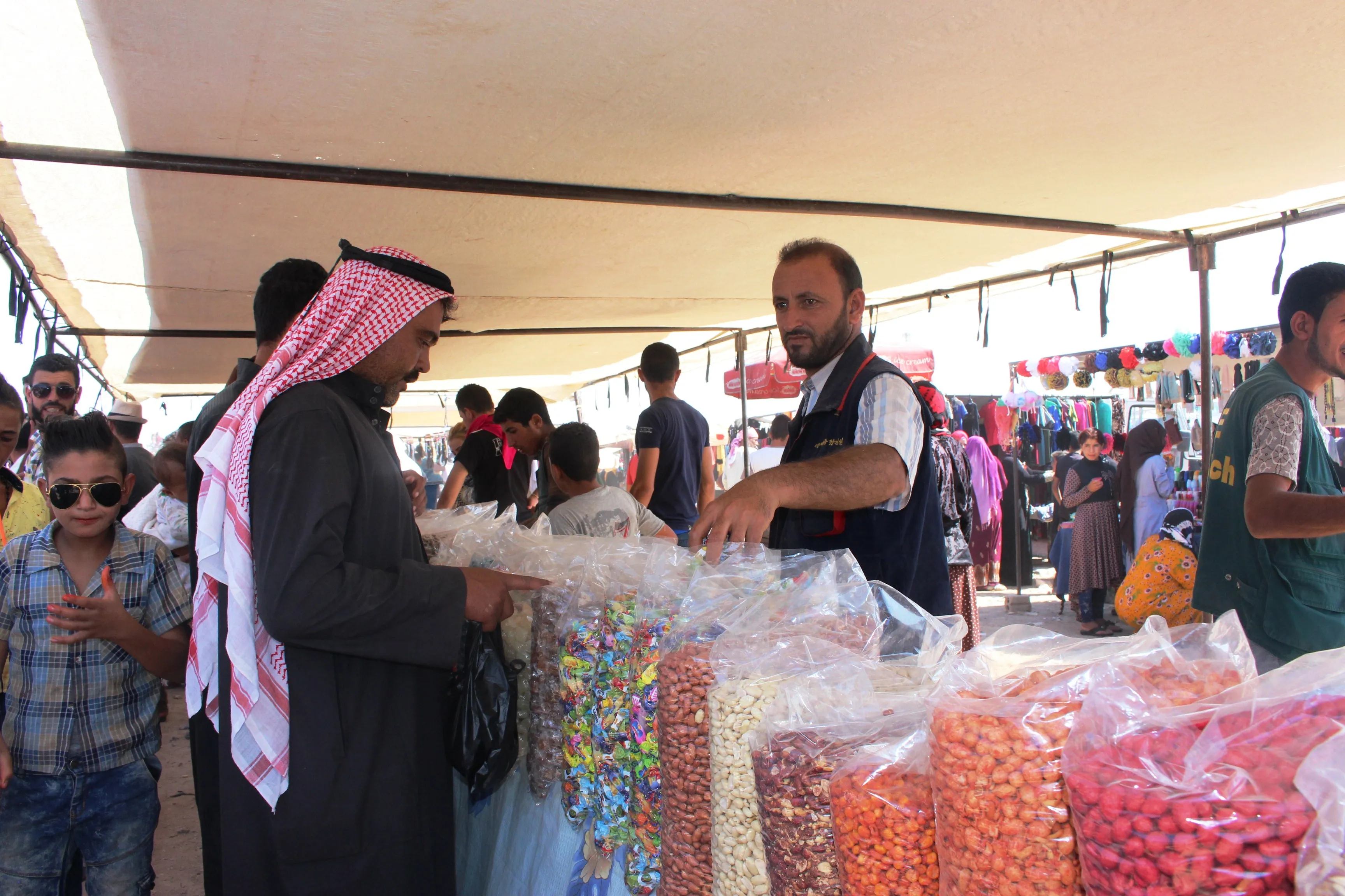 بعد 4 أعوام الحياة تعود إلى سوق تل براك المتنقل