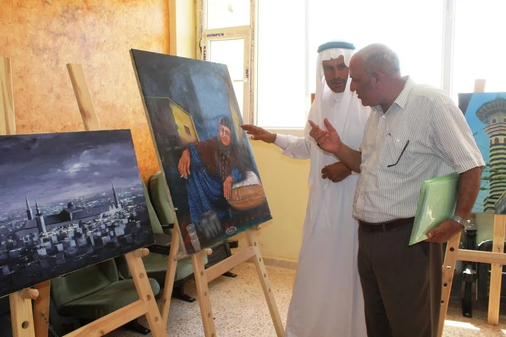 معرض للوحات رسمها فنانو الرقة وأخفوها خوفاً من داعش