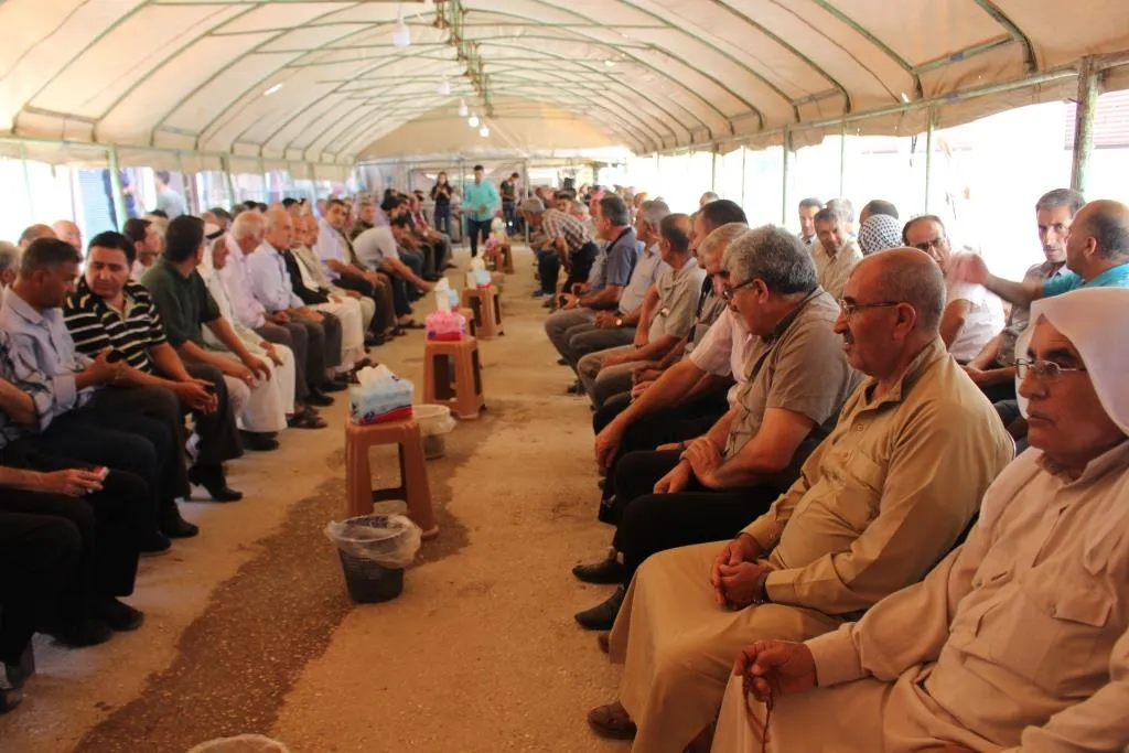 أهالي مقاطعة الجزيرة يقدمون واجب العزاء لذوي عدلة مراد