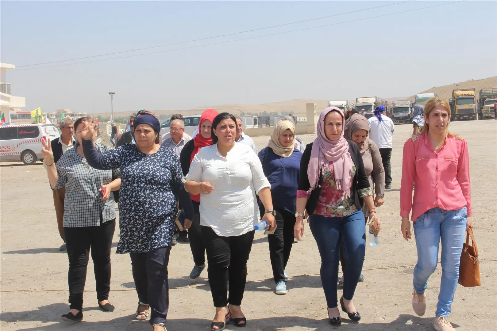 مؤسسات ناحية ديريك ينضمون لفعالية الشبيبة في معبر سيمالكا